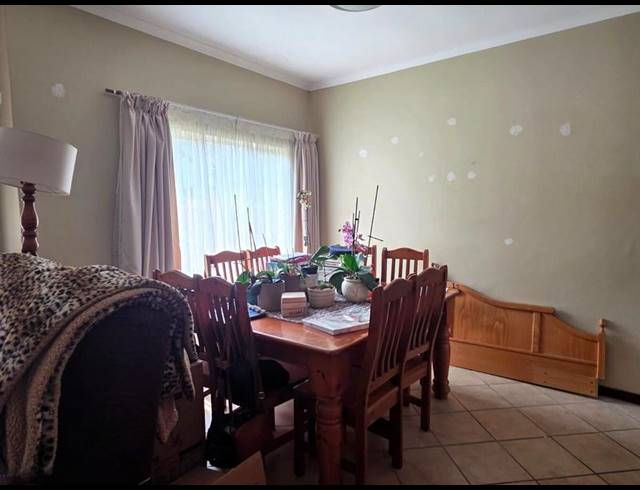 2 BEDROOM PROPERTY TO RENT IN MOOIKLOOF RIDGE ESTATE
